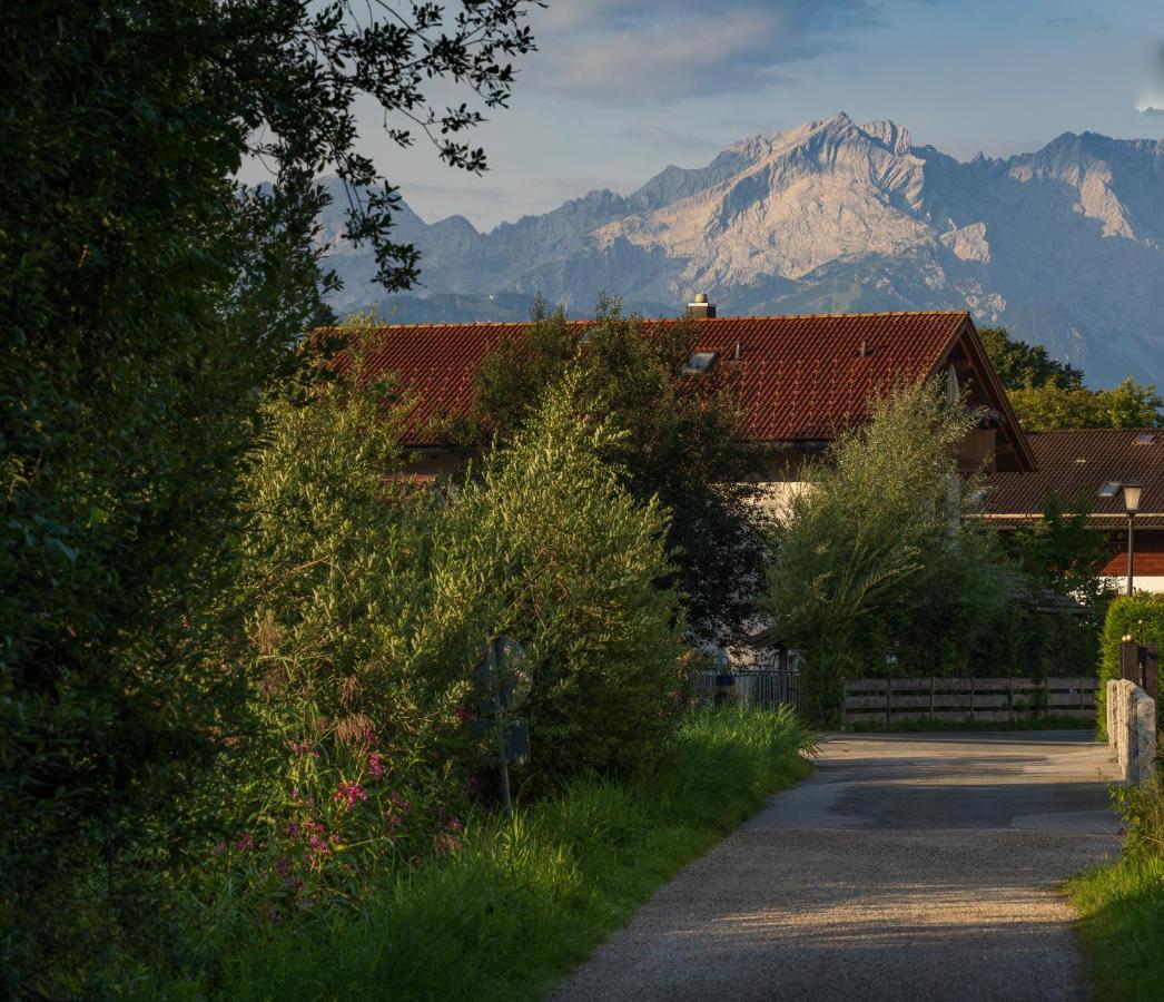 Das Bergquartier - Ferienwohnung Muhlberg Оберау Экстерьер фото